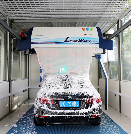 leisuwash 360  OverGlow Hi-Gloss Application System